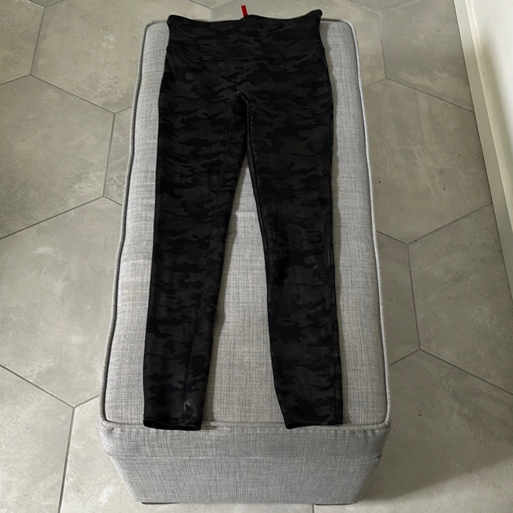 SPANX Black Camouflage Leggings